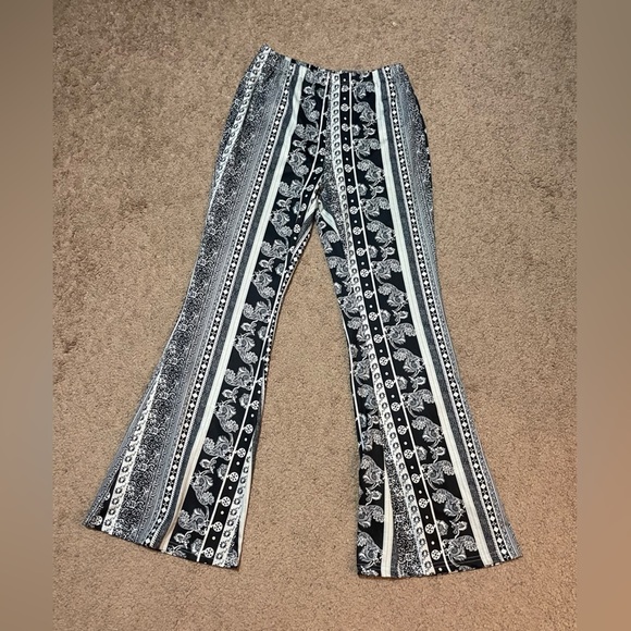 Pants - Black and white boho flared pants size Small
